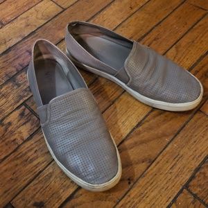 Vince perfirated grey slip on sneaker